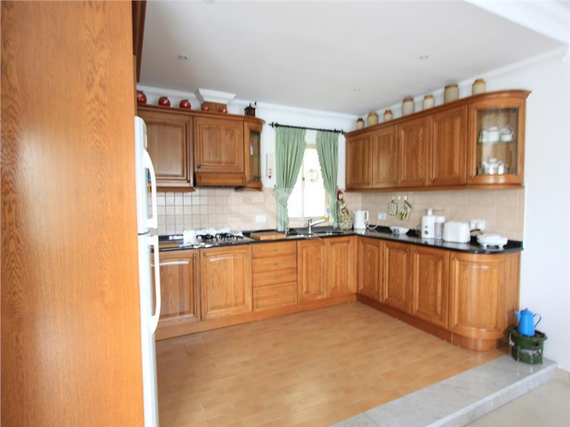 Apartment in Ta' Xbiex To Rent