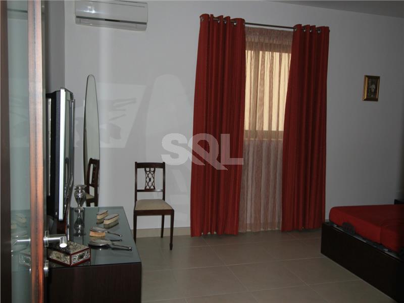 Apartment in Ta' Xbiex To Rent