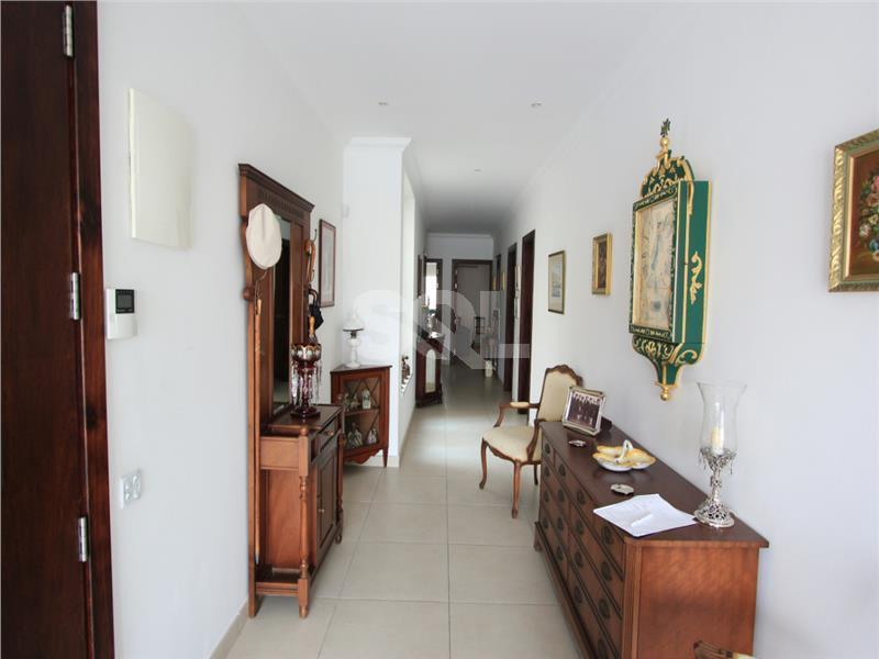 Apartment in Ta' Xbiex To Rent