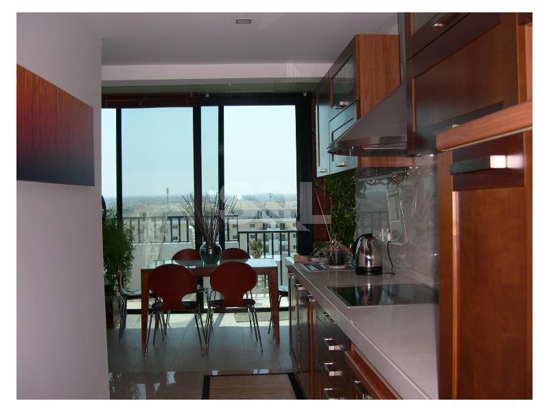 Penthouse in Gzira To Rent