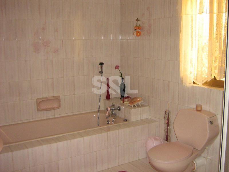 Apartment in Xemxija To Rent