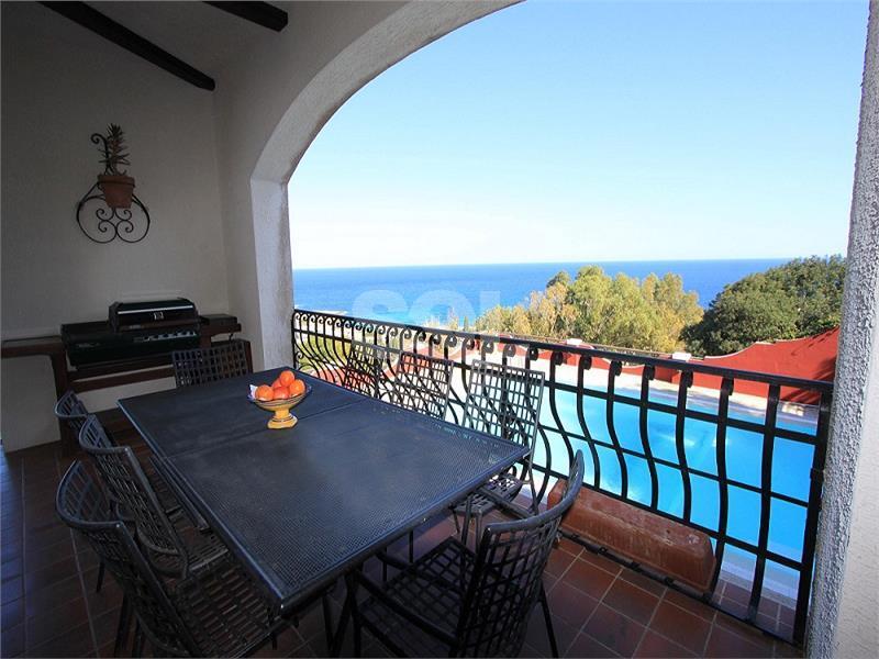 Villa in Madliena For Sale