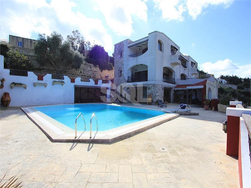 Villa in Madliena For Sale