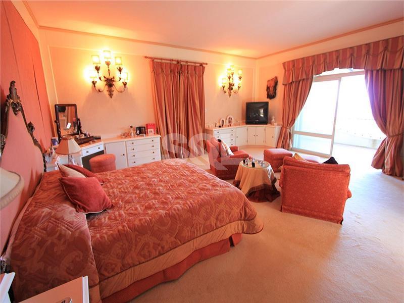 Villa in Madliena For Sale