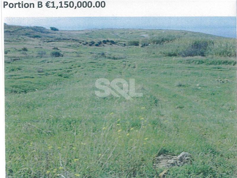 Non-urban Land in Mtahleb For Sale