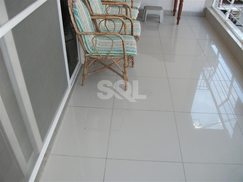 Apartment in Bugibba To Rent