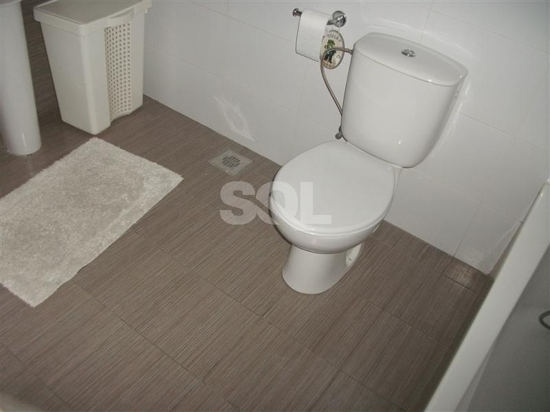 Apartment in Bugibba To Rent