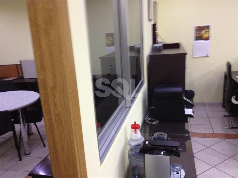 Retail/Catering in Gzira To Rent