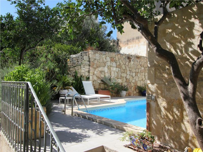 House of Character in Lija To Rent