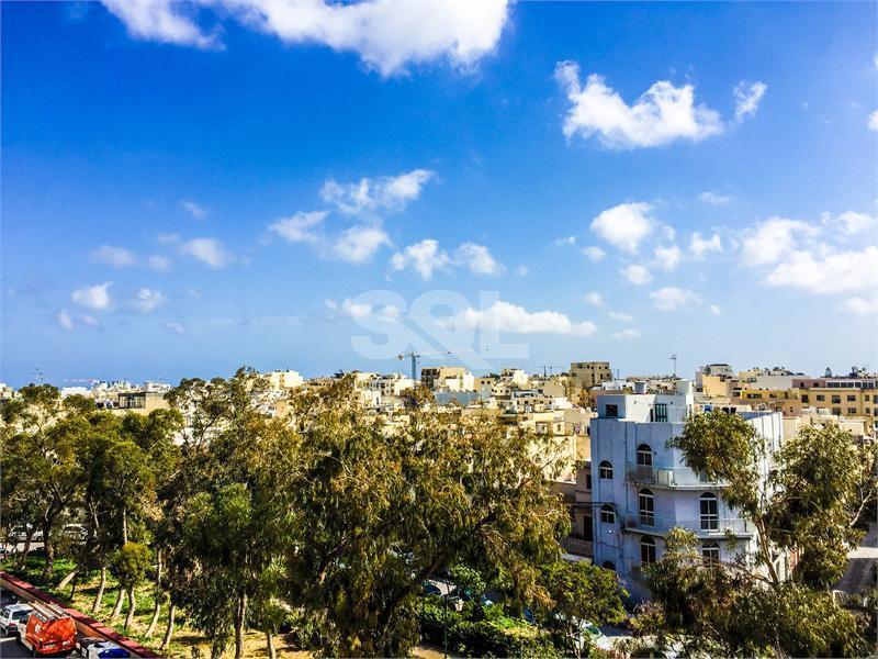 Penthouse in San Gwann To Rent