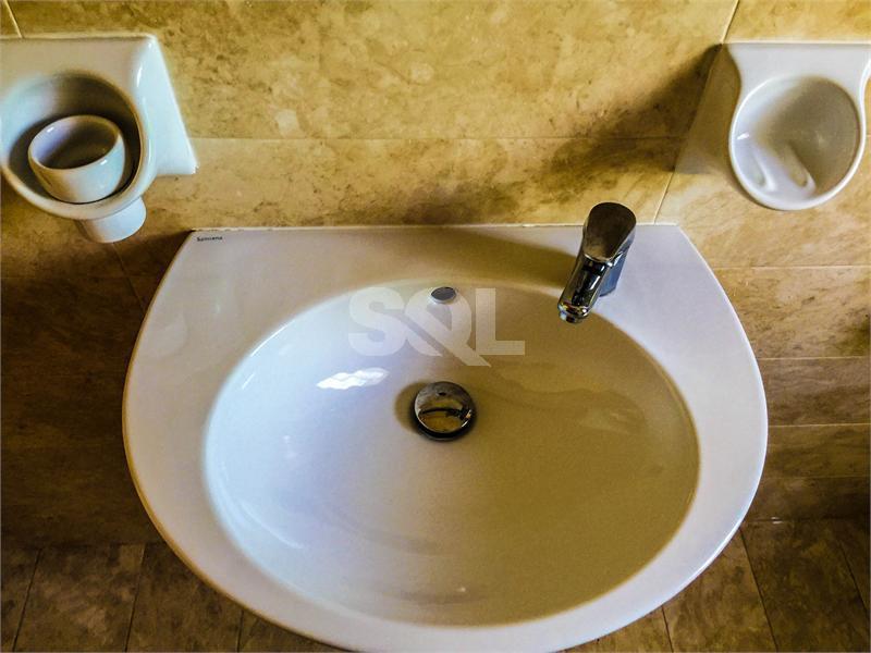 Penthouse in San Gwann To Rent