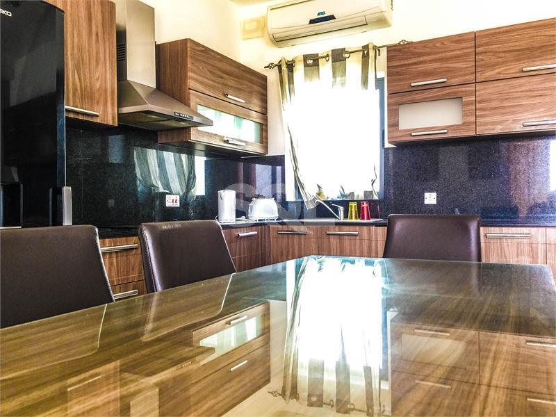 Penthouse in San Gwann To Rent