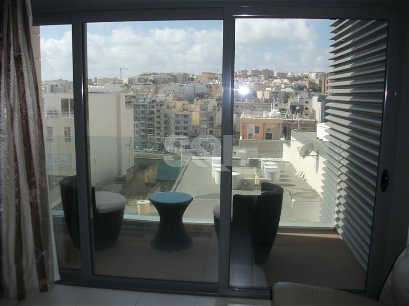 Duplex Apartment in Portomaso To Rent