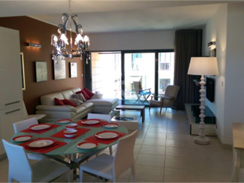 Apartment in Portomaso To Rent