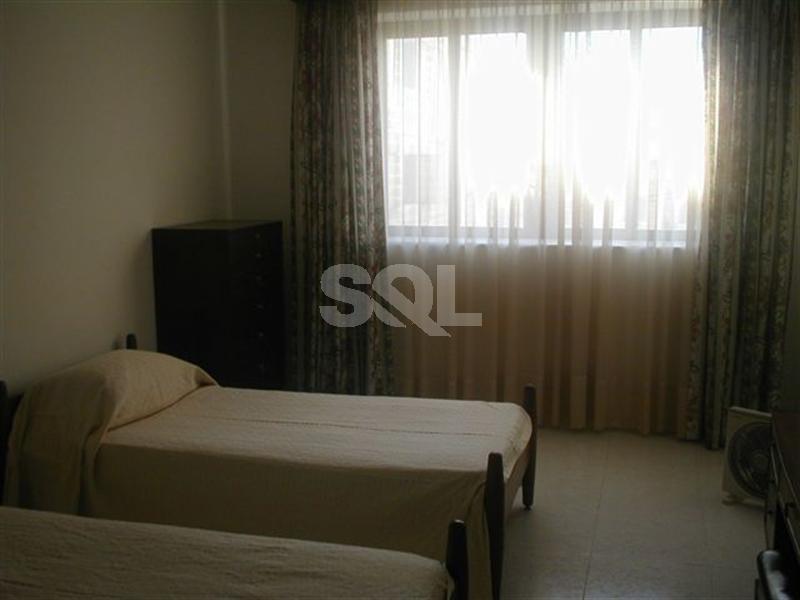 Apartment in Ta' Xbiex To Rent