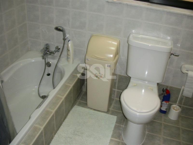 Apartment in Ta' Xbiex To Rent