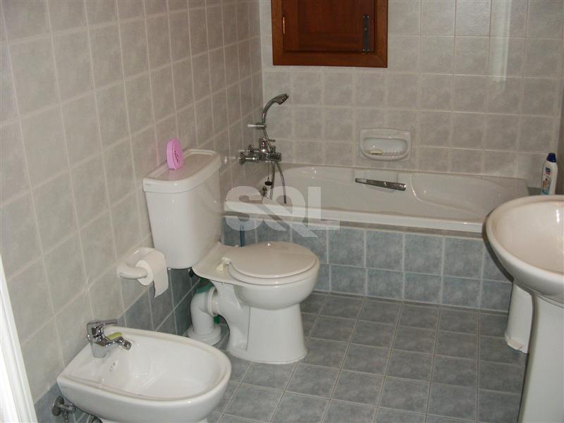 Apartment in Ta' Xbiex To Rent