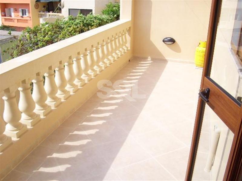 Maisonette in Iklin To Rent