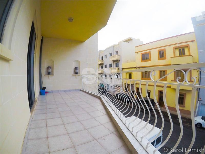 Apartment in San Gwann To Rent