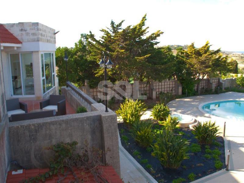 Villa in Mosta For Sale / To Rent