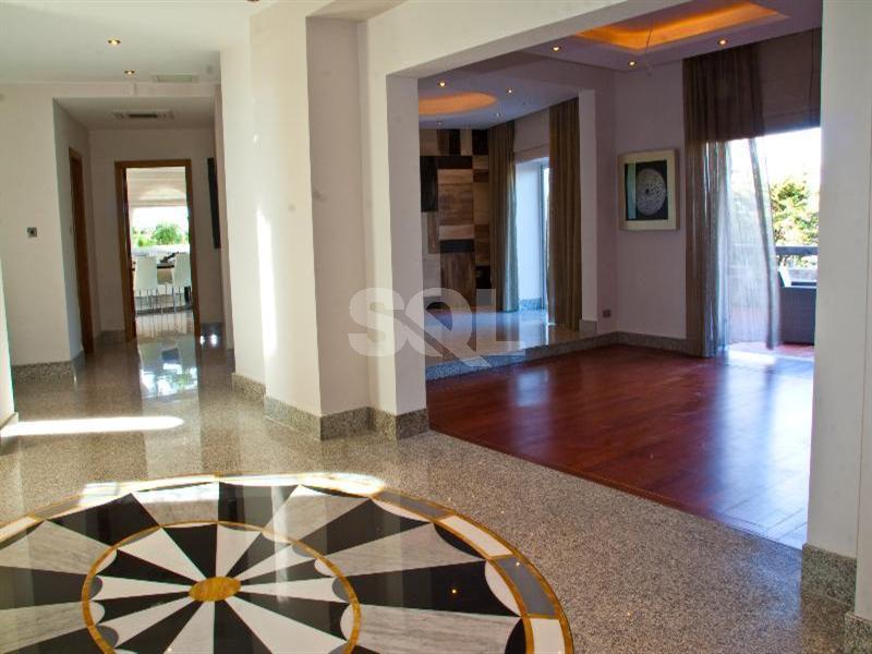 Villa in Mosta For Sale / To Rent