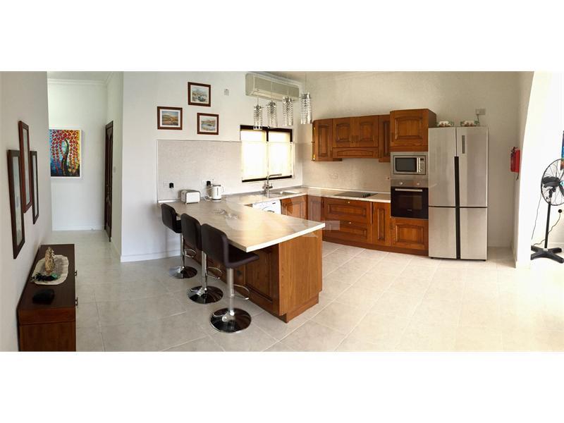 Apartment in Marsascala To Rent