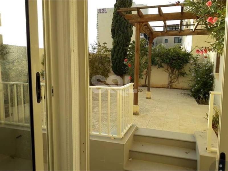 Apartment in Xemxija To Rent