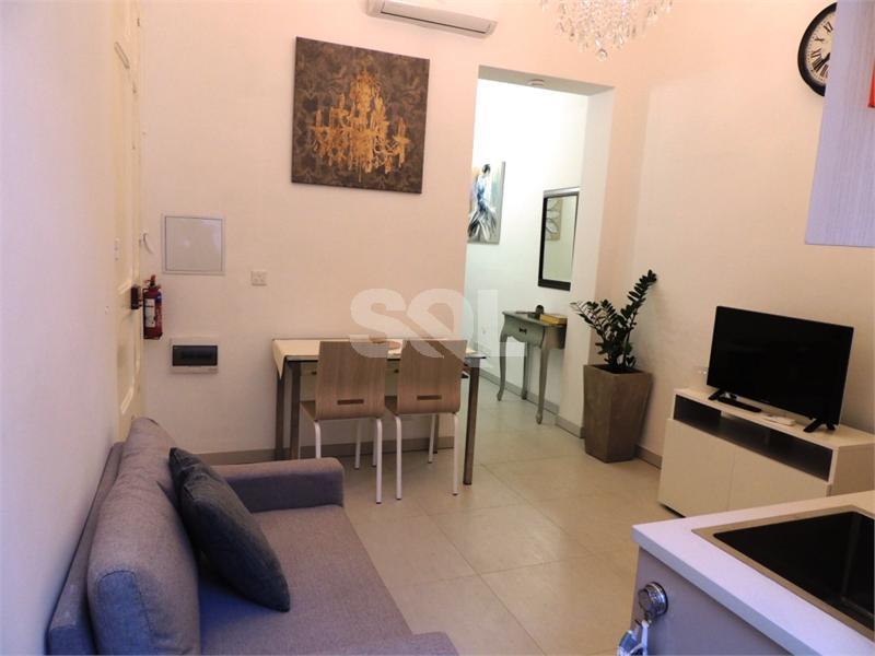 Apartment in Valletta To Rent