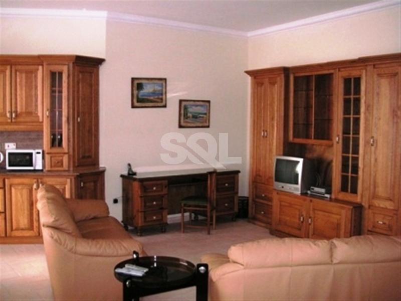 Apartment in Attard To Rent