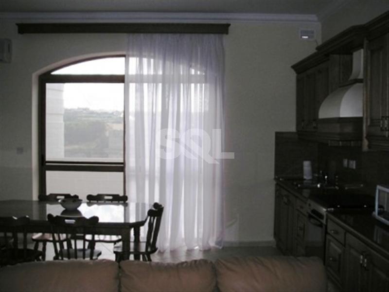 Penthouse in Attard To Rent