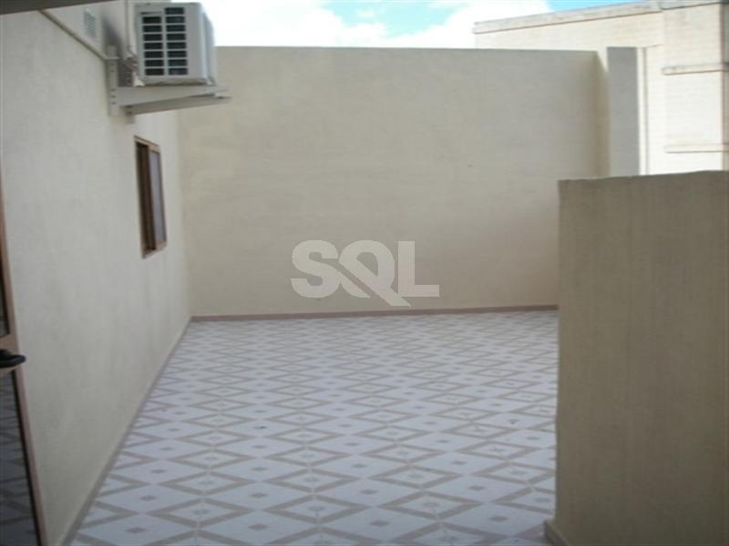 Penthouse in Attard To Rent