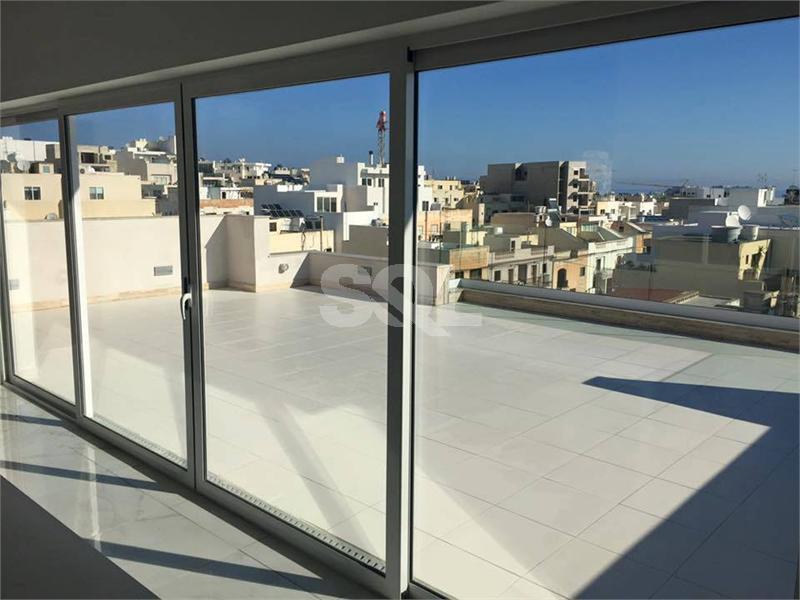 Penthouse in Swieqi To Rent