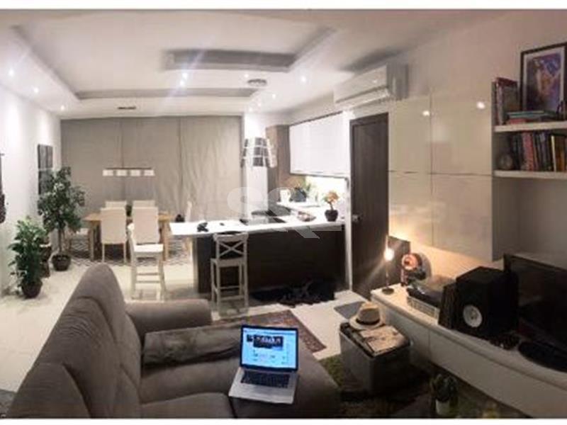 Penthouse in Ta' L-Ibrag To Rent