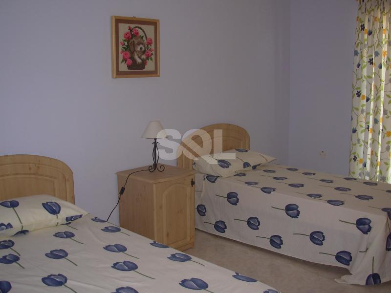 Apartment in Zebbiegh To Rent