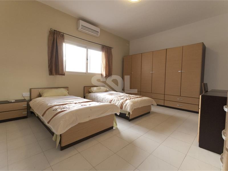 Bungalow in Lija To Rent