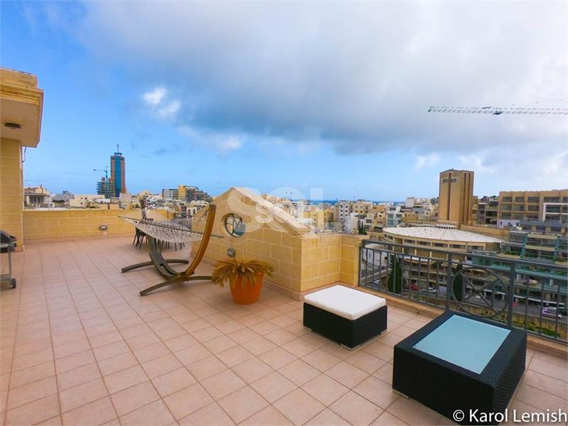 Penthouse in St. Julians To Rent