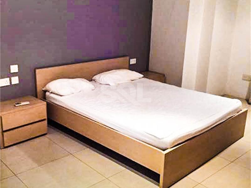 Duplex Penthouse in Sliema To Rent