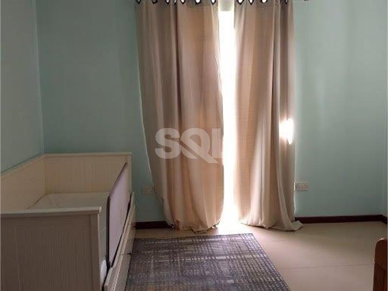 Villa in Attard To Rent