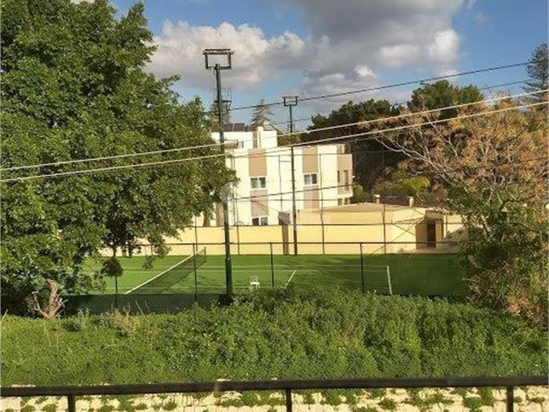 Villa in Attard To Rent