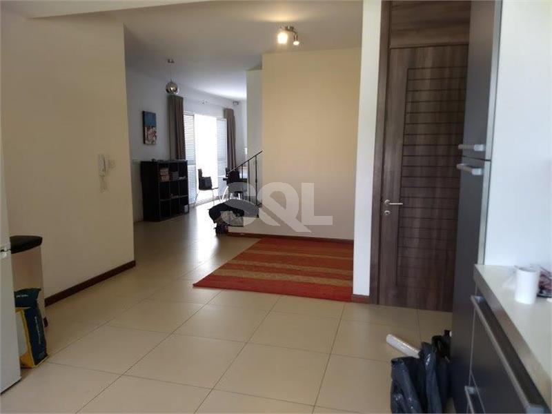 Villa in Attard To Rent