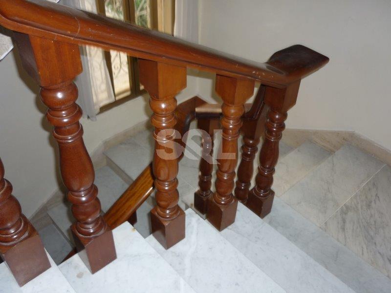 Villa in Attard To Rent