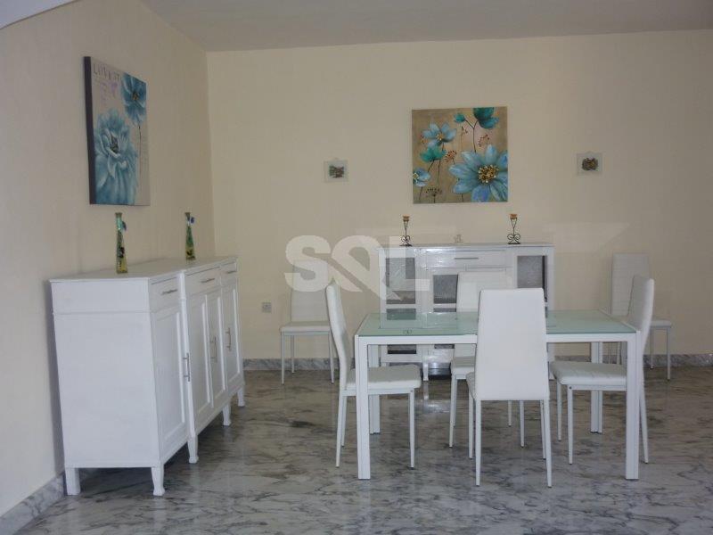 Villa in Attard To Rent