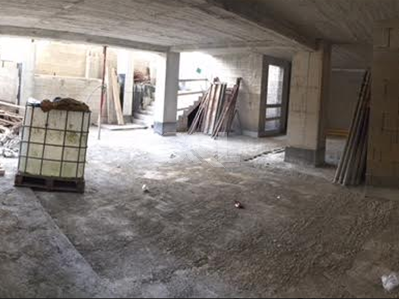 Retail/Catering in Mosta To Rent