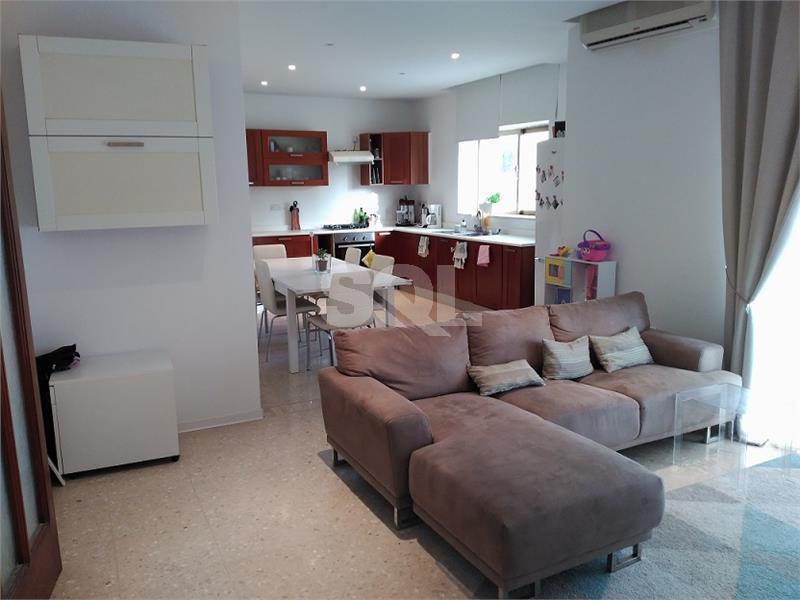 Apartment in Ta' Xbiex To Rent