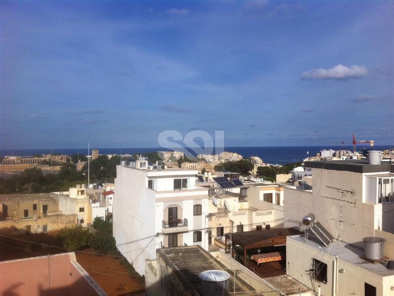 Penthouse in Ta' L-Ibrag To Rent
