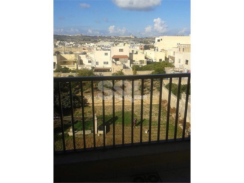 Penthouse in Zebbug To Rent