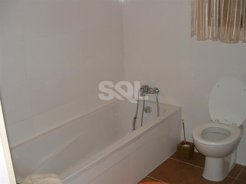 Apartment in Mosta To Rent