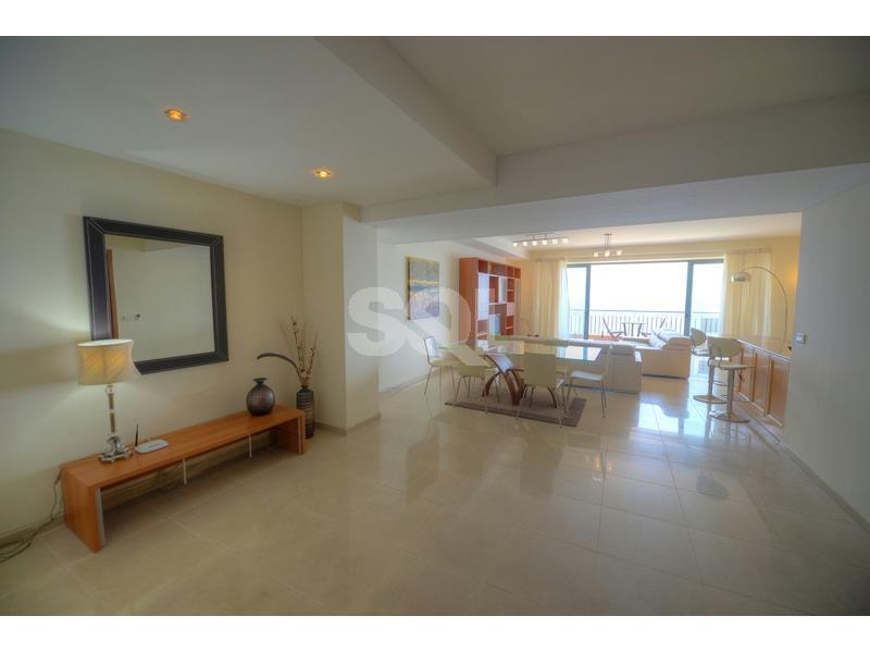 Penthouse in Sliema To Rent