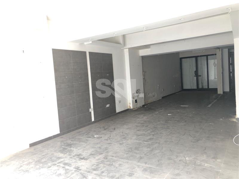 Retail/Catering in Mosta To Rent
