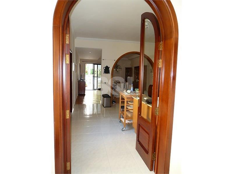 Villa in Bahar ic-Caghaq To Rent